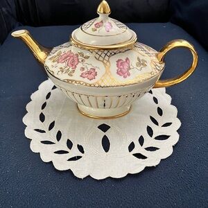 Elegant Floral Gold-Trimmed Teapot